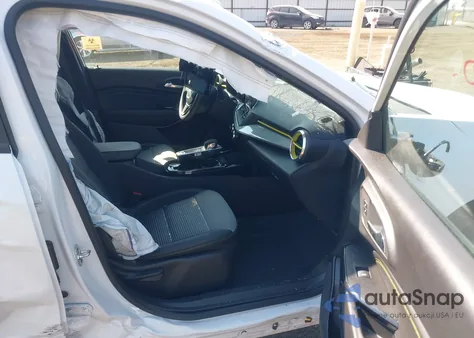 2025 Chevrolet Trax Fwd Lt из США, поврежденный, VIN KL77LHEP1SC217811